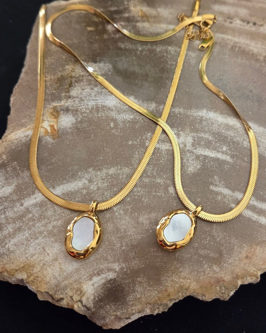 Isla Herringbone Necklace