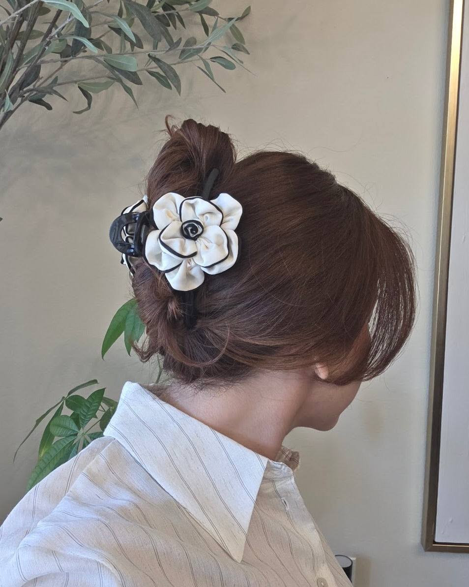 Timeless Rose Hair Clips