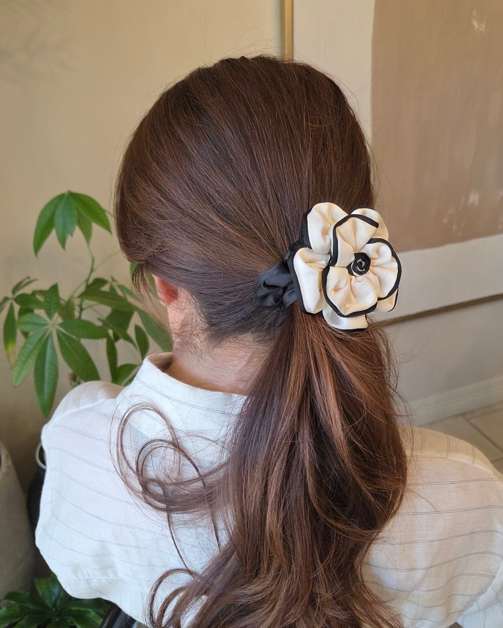Timeless Rose Hair Clips