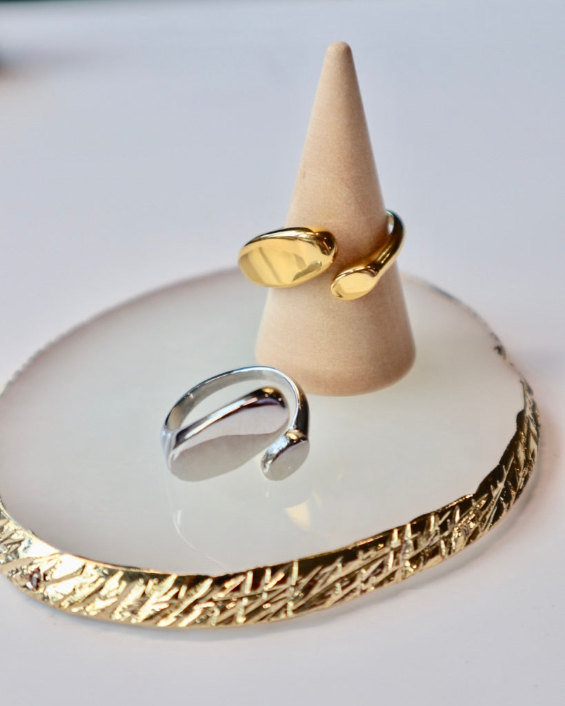 Khloe Bar Adjustable Ring