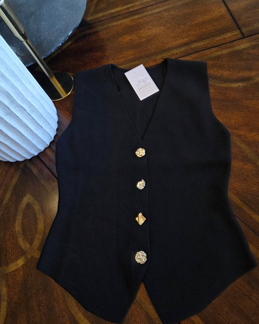 Naomi Vest
