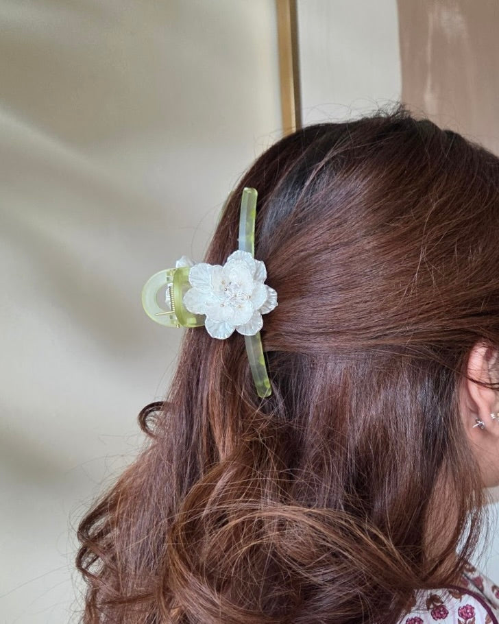 Mint Pearl Flower Clip