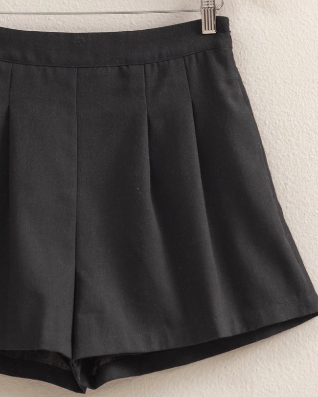 Black Pleated Shorts