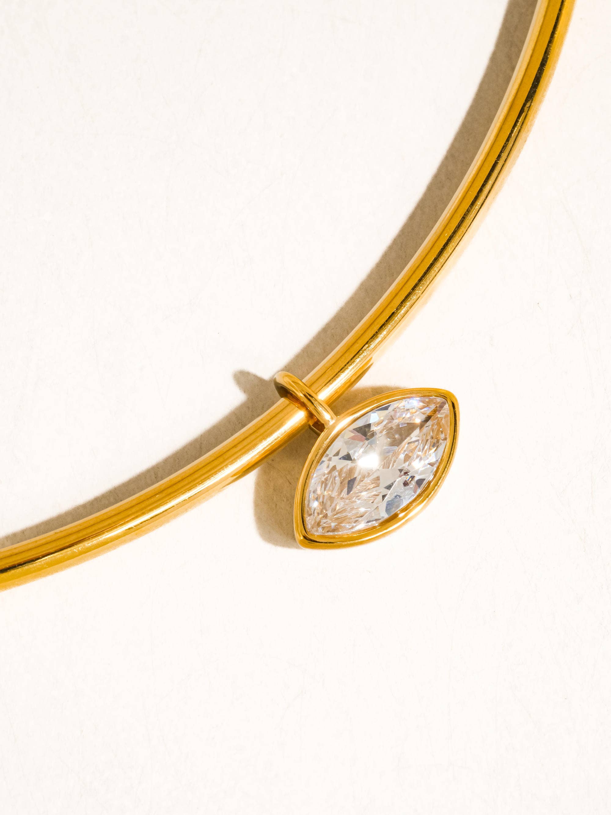 Bella Bezel Collar Choker