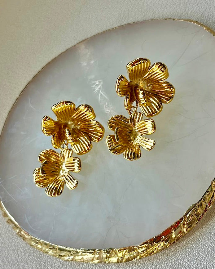 Virgina Vintage Flower Earrings