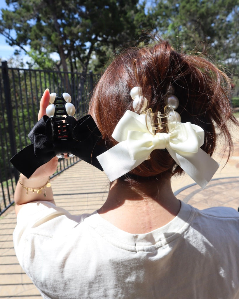 Bow Pearl Hair Clip